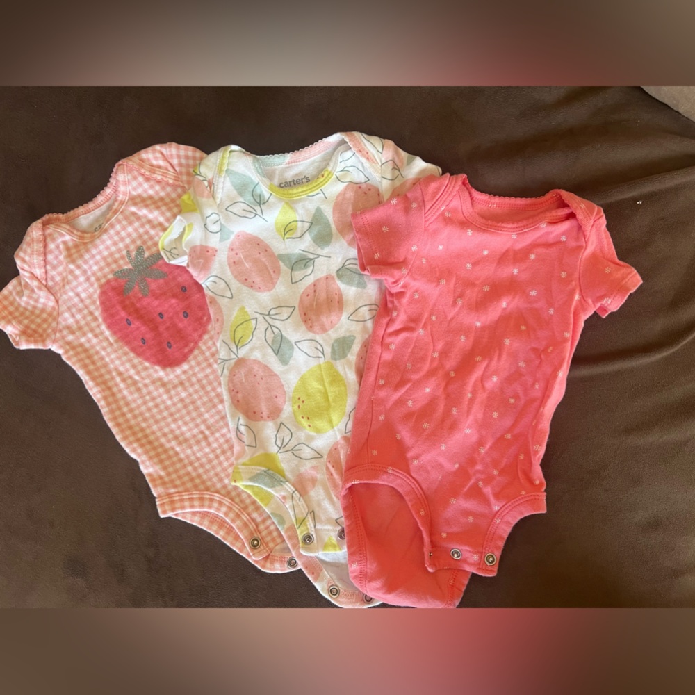 Carters onesie set
